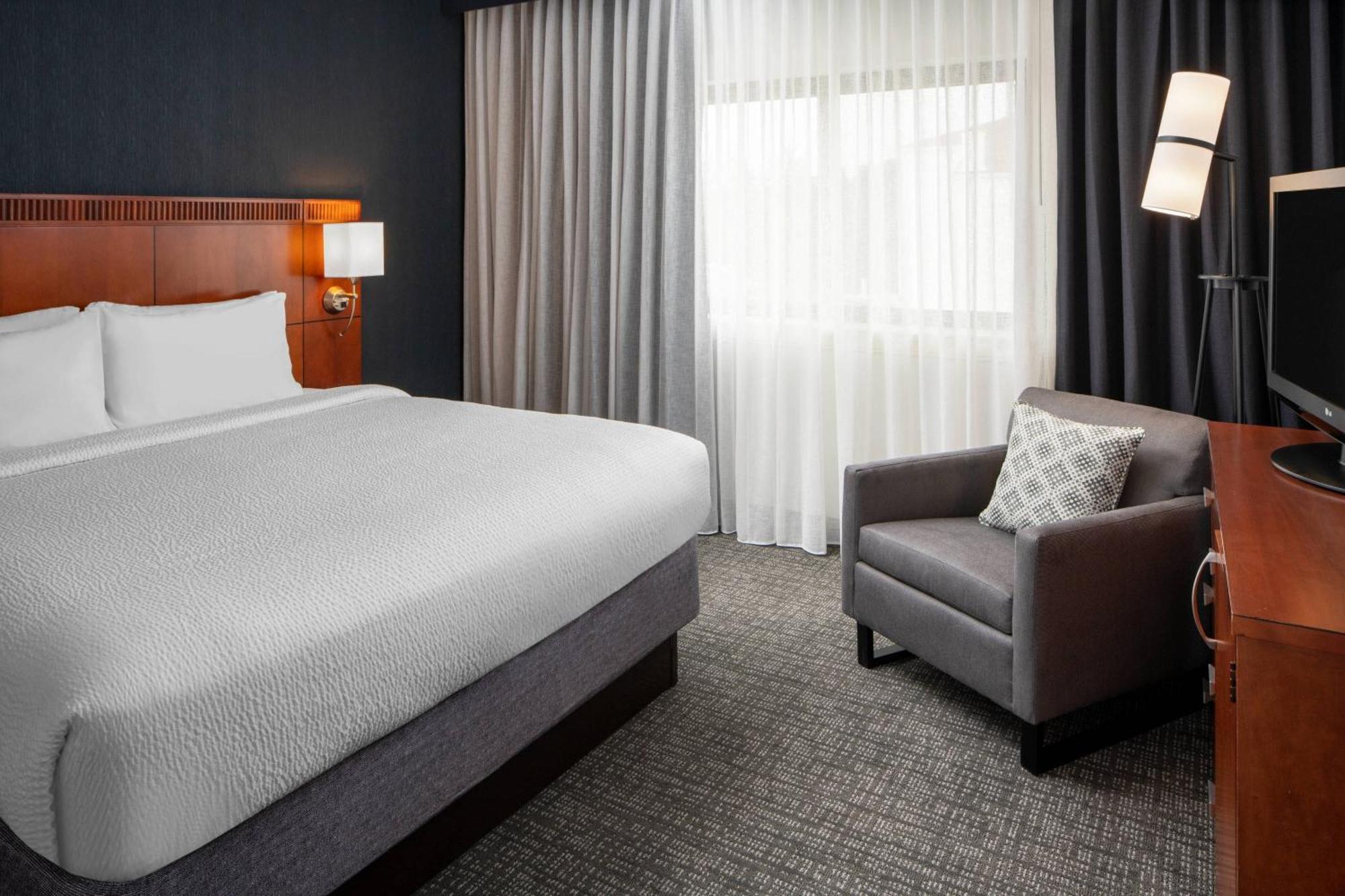 Courtyard By Marriott Dulles Airport Herndon/Reston Eksteriør bilde